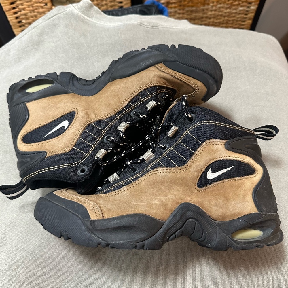1998 Nike ACG Leather Hiking Boots Tan Men’s Size 7.5